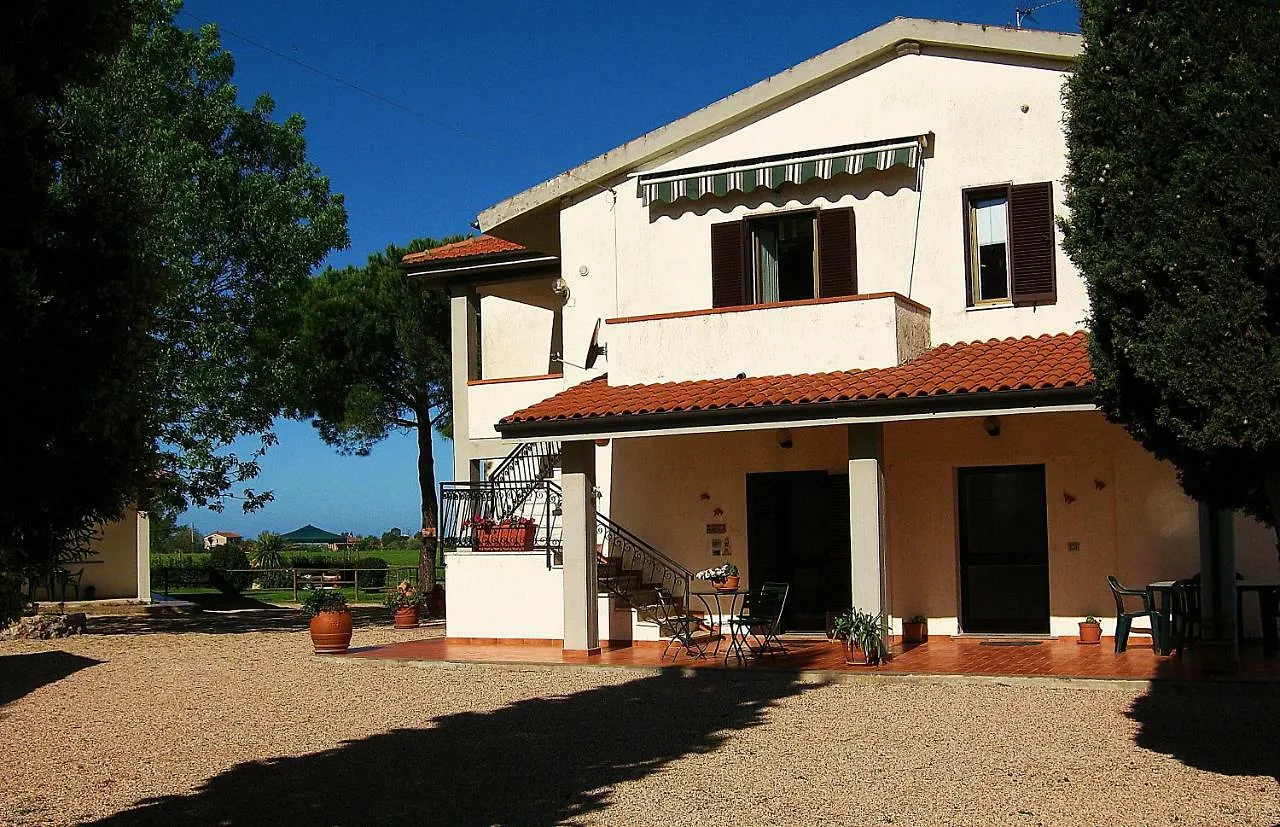 Agriturismo La Valle Dell'Albegna Orbetello 0*,