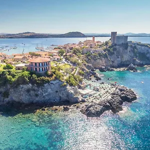 Capo D'uomo Hotel